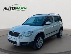 Weiß Gebraucht 2012 Skoda Yeti Plus Edition SUV | 11.900 € (Teuer)