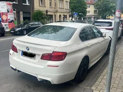 Weiß Gebraucht 2011 BMW 530 M Sport Limousine | 15.900 €