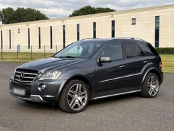 Grau Gebraucht 2010 Mercedes ML63 AMG AMG SUV | 25.990 € (Teuer)