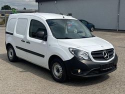 Weiß Gebraucht 2018 Mercedes Citan 108 Van / Kleinbus | 8.950 € (Fairer Preis)