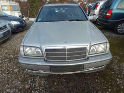 Silber Gebraucht 1997 Mercedes C200 Classic Kombi | 1.350 € (Superpreis)