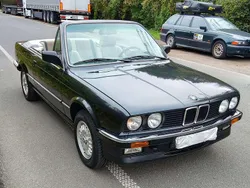 Schwarz Gebraucht 1986 BMW 325 Cabriolet Cabrio | 23.500 €