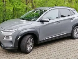 Grau Gebraucht 2021 Hyundai Kona Style SUV | 15.900 € (Superpreis)