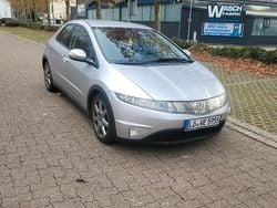 Silber Gebraucht 2006 Honda Civic Kleinwagen | 2.550 €