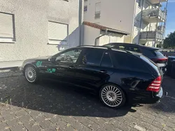 Schwarz Gebraucht 2006 Mercedes C180 Classic Kombi | 2.000 € (Fairer Preis)