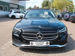 Schwarz/baltic black Gebraucht 2022 Mercedes E220 Limousine | 39.800 € (Teuer)