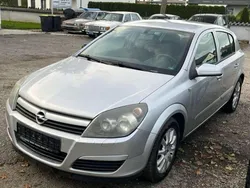 Starsilber iii m2 Gebraucht 2004 Opel Astra Enjoy Limousine | 850 € (Guter Preis)