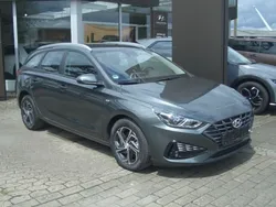 Grau Gebraucht 2024 Hyundai i30 Select Kombi | 21.490 € (Superpreis)