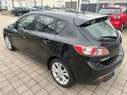 Schwarz Gebraucht 2011 Mazda 3 Sports-Line Limousine | 8.250 € (Fairer Preis)