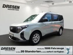 Grau Gebraucht 2024 Ford Tourneo Courier Titanium Van / Kleinbus | 24.880 €