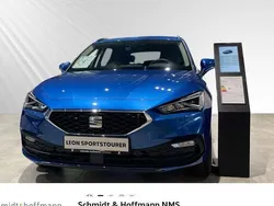 Blau Gebraucht 2025 Seat Leon ST Style Kombi | 33.880 € (Teuer)