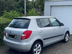 Grau Gebraucht 2011 Skoda Fabia Family Kleinwagen | 2.750 € (Guter Preis)