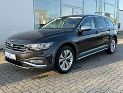 Grau Gebraucht 2022 VW Passat Alltrack Kombi | 32.480 € (Guter Preis)