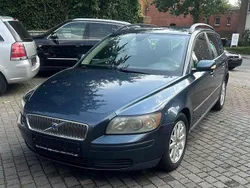 Blau Gebraucht 2005 Volvo V50 Kinetic Kombi | 1.995 € (Fairer Preis)