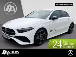 Nachtschwarz Gebraucht 2024 Mercedes A200 AMG Limousine | 38.950 € (Teuer)