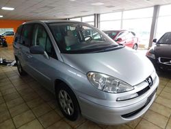 Silber Gebraucht 2007 Peugeot 807 Premium Van / Kleinbus | 3.499 € (Etwas zu teuer)