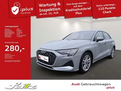 Grau Gebraucht 2024 Audi A3 Sportback Advanced Limousine | 32.310 € (Guter Preis)