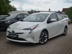 Weiß Gebraucht 2016 Toyota Prius Comfort Kleinwagen | 15.490 € (Fairer Preis)
