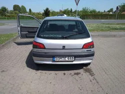 Peugeot 306
