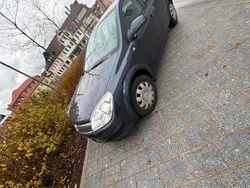 Blau Gebraucht 2009 Opel Astra Limousine | 1.900 € (Fairer Preis)