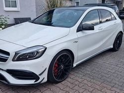 Weiß Gebraucht 2016 Mercedes A45 AMG AMG Limousine | 29.999 € (Fairer Preis)