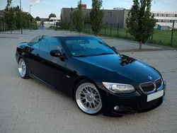 Schwarz Gebraucht 2010 BMW 320 Cabriolet M Performance Cabrio | 13.999 € (Fairer Preis)