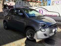 Grau Gebraucht 2023 Fiat 500e Icon | 20.999 € (Guter Preis)