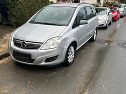 Silber Gebraucht 2009 Opel Zafira Van / Kleinbus | 1.850 € (Superpreis)