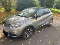 Grau Gebraucht 2016 Renault Captur SUV | 8.250 € (Guter Preis)