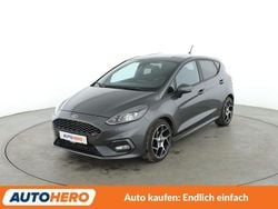 Grau Gebraucht 2019 Ford Fiesta ST Limousine | 15.540 € (Fairer Preis)