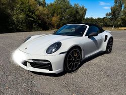 Grau Gebraucht 2024 Porsche 911 Turbo S Cabriolet Cabrio | 259.000 € (Etwas zu teuer)