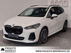 Alpinweiss iii Gebraucht 2024 BMW 218 Active Tourer M Sport Van / Kleinbus | 29.499 € (Guter Preis)