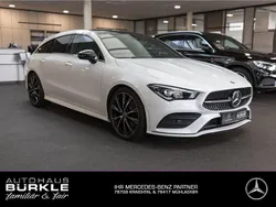 Weiß Gebraucht 2019 Mercedes CLA200 AMG Limousine | 27.420 € (Fairer Preis)