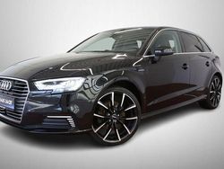 Mythosschwarz Gebraucht 2017 Audi A3 e-tron Comfort Kleinwagen | 17.990 € (Etwas zu teuer)