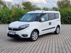 Weiß Gebraucht 2018 Fiat Doblò Lounge Van / Kleinbus | 13.200 € (Etwas zu teuer)