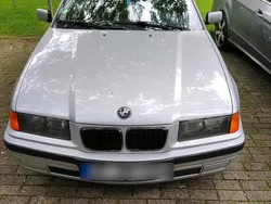 Silber Gebraucht 2000 BMW 316 Coupé | 1.000 €