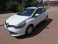 Weiß Gebraucht 2015 Renault Clio GrandTour Kombi | 3.600 € (Fairer Preis)