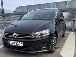 Schwarz Gebraucht 2015 VW Golf Sportsvan Comfortline Van / Kleinbus | 10.900 € (Etwas zu teuer)