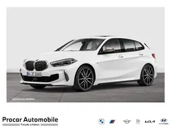 Weiß Gebraucht 2024 BMW M135 Performance Kleinwagen | 40.790 € (Fairer Preis)