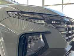 Grau Gebraucht 2023 Hyundai Tucson Edition SUV | 34.999 € (Teuer)