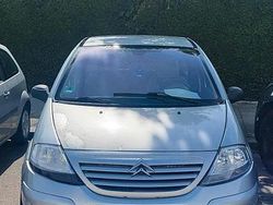 Silber Gebraucht 2005 Citroën C3 Kleinwagen | 600 €