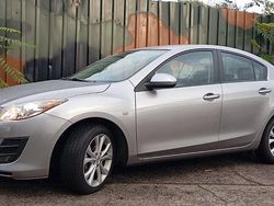 Grau Gebraucht 2011 Mazda 3 Limousine | 7.500 €