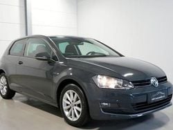 Grau Gebraucht 2015 VW Golf VII LOUNGE Limousine | 6.980 € (Superpreis)