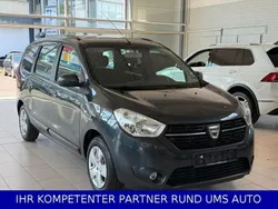 Grau Gebraucht 2018 Dacia Lodgy Comfort Van / Kleinbus | 9.991 € (Etwas zu teuer)