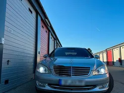 Silber Gebraucht 2006 Mercedes S500 Limousine | 10.999 €