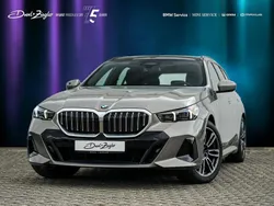 Oxidgrau metallic Gebraucht 2024 BMW 520 M Sport Kombi | 56.990 € (Guter Preis)