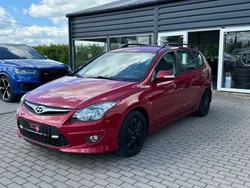 Rot Gebraucht 2012 Hyundai i30 Edition Kombi | 4.490 € (Fairer Preis)
