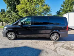 Schwarz Gebraucht 2017 Mercedes Vito Van / Kleinbus | 19.900 €