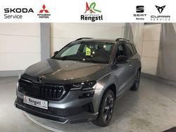 Grau Gebraucht 2024 Skoda Karoq SportLine SUV | 30.490 € (Fairer Preis)