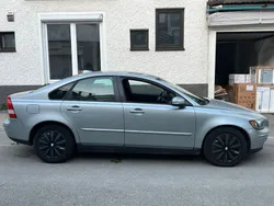 Grau Gebraucht 2006 Volvo S40 Limousine | 4.800 € (Fairer Preis)